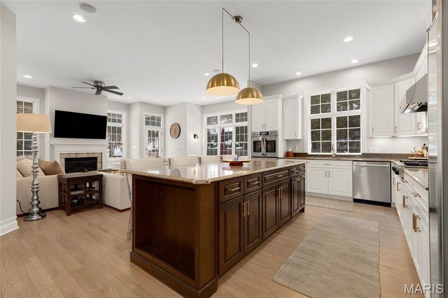 1479 Country Lake Estates Drive, Chesterfield, MO 63005