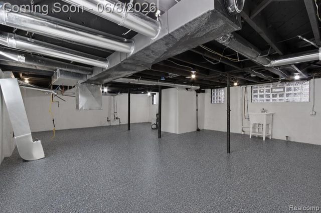 2025 Lawrence Street, Detroit, MI 48206