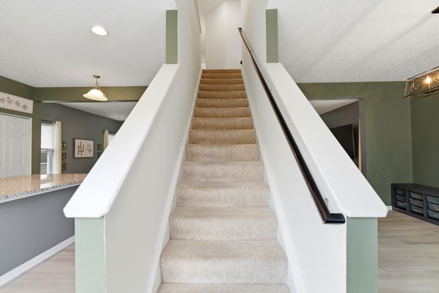 1529 Lewes Castle Drive, Grove City, OH 43123