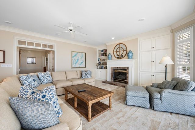 324 Sea Oats Circle, Pawleys Island, SC 29585