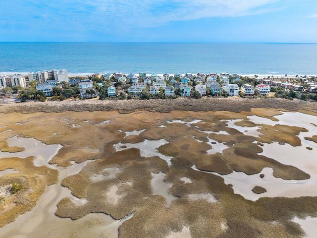 324 Sea Oats Circle, Pawleys Island, SC 29585
