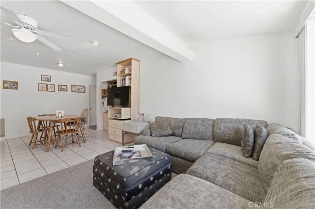 6254 Etiwanda Avenue, Tarzana, CA 91335