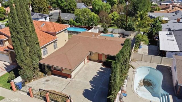 6254 Etiwanda Avenue, Tarzana, CA 91335