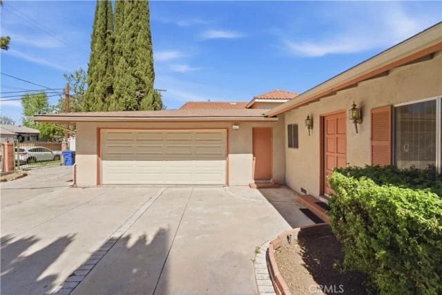 6254 Etiwanda Avenue, Tarzana, CA 91335