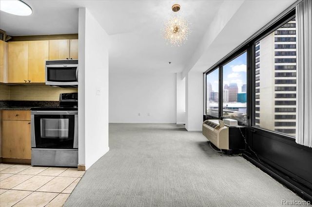 1001 W Jefferson Avenue 9c, Detroit, MI 48226