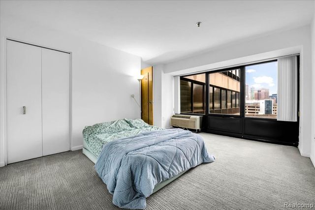 1001 W Jefferson Avenue 9c, Detroit, MI 48226