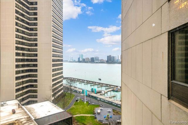 1001 W Jefferson Avenue 9c, Detroit, MI 48226