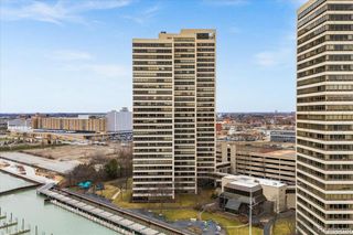 1001 W Jefferson Avenue 9c, Detroit, MI 48226