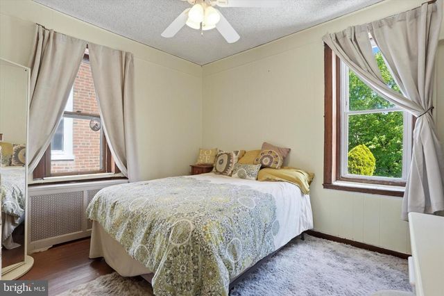 255 DUPONT ST, Philadelphia, PA 19128