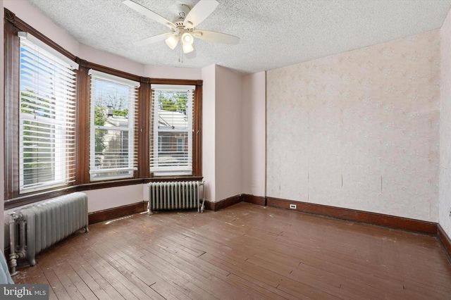 255 DUPONT ST, Philadelphia, PA 19128