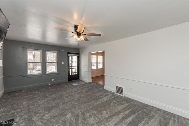 261 Madison Avenue, Akron, OH 44320