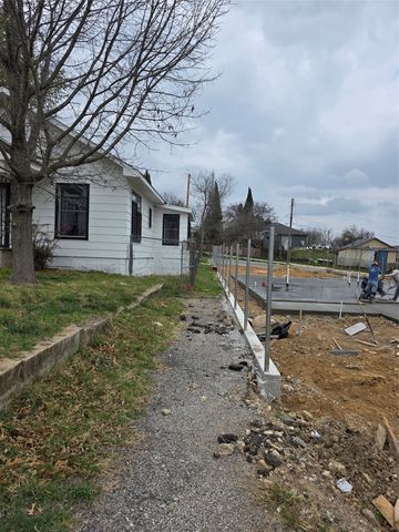 2124 21st Street, Fort Worth, TX 76164