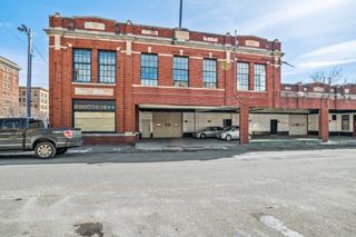 158 Chestnut St, Holyoke, MA 01040