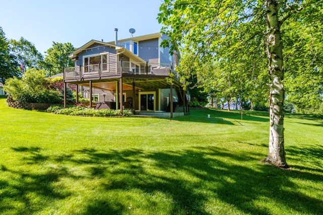 2841 Imperial Avenue N, Lake Elmo, MN 55042