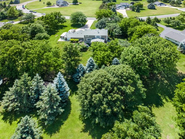 2841 Imperial Avenue N, Lake Elmo, MN 55042