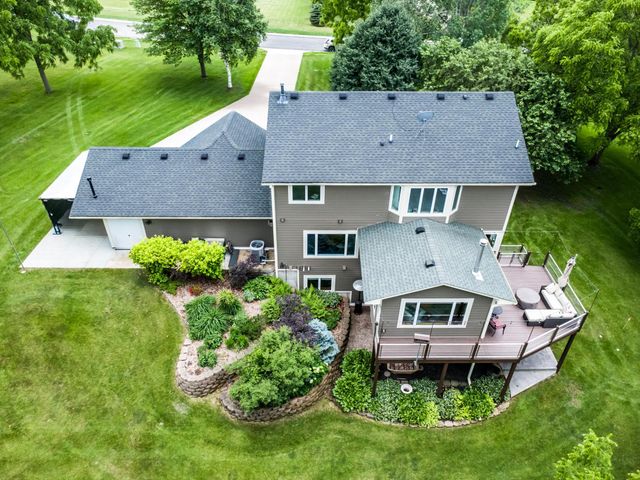 2841 Imperial Avenue N, Lake Elmo, MN 55042