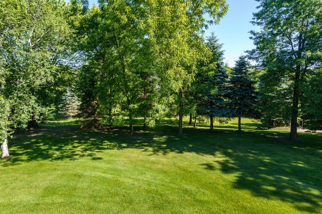 2841 Imperial Avenue N, Lake Elmo, MN 55042