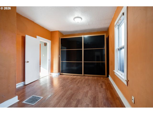 360 Ne 75TH Ave, Portland, OR 97213