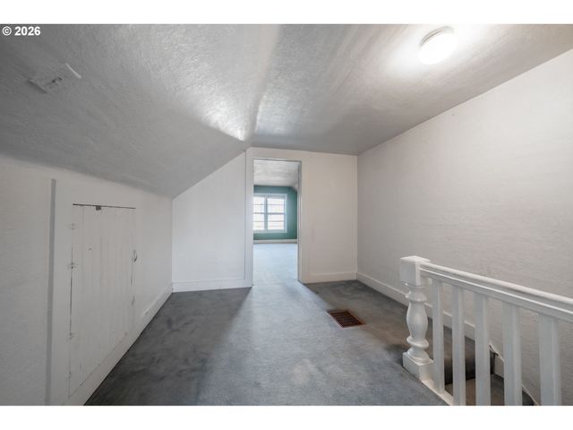 360 Ne 75TH Ave, Portland, OR 97213