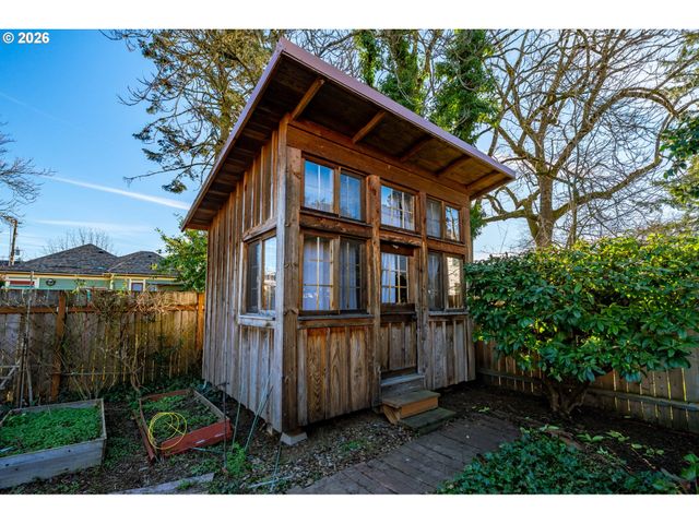 360 Ne 75TH Ave, Portland, OR 97213