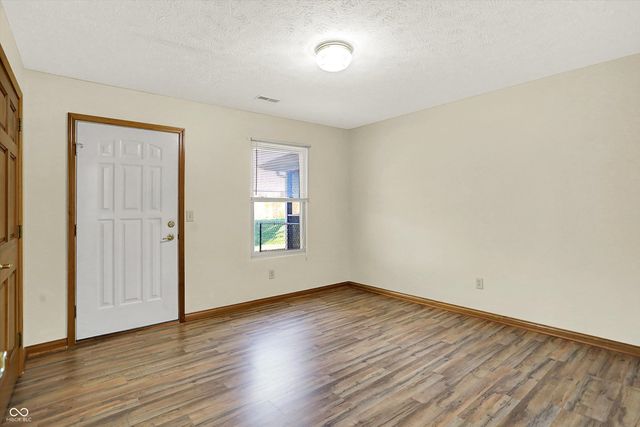 2090 Pelican Drive, Franklin, IN 46131