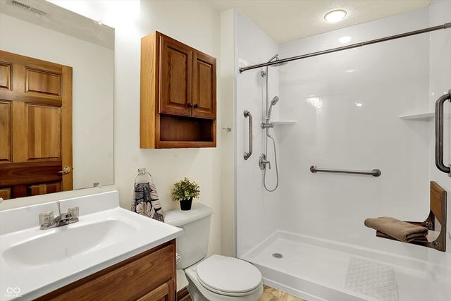 2090 Pelican Drive, Franklin, IN 46131