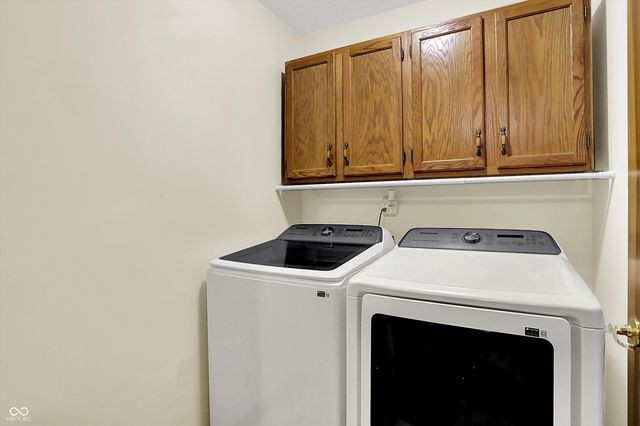 2090 Pelican Drive, Franklin, IN 46131