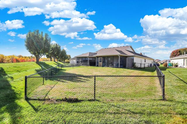 2090 Pelican Drive, Franklin, IN 46131