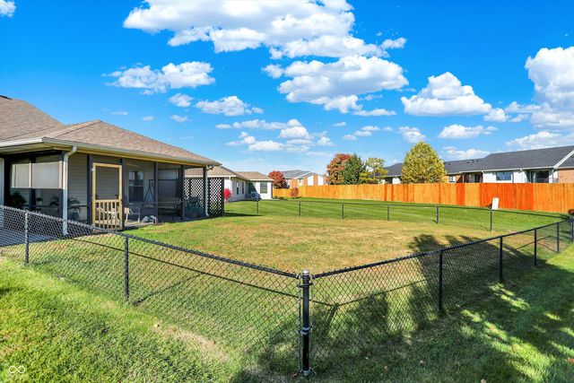 2090 Pelican Drive, Franklin, IN 46131