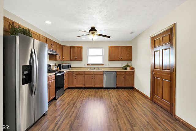 2090 Pelican Drive, Franklin, IN 46131