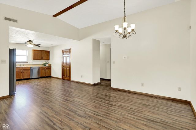 2090 Pelican Drive, Franklin, IN 46131