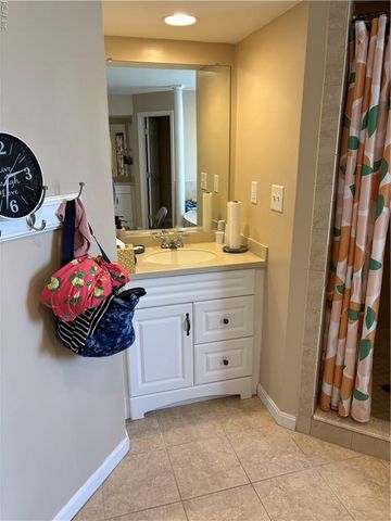 2500 Rock Creek DR, Chesapeake, VA 23325