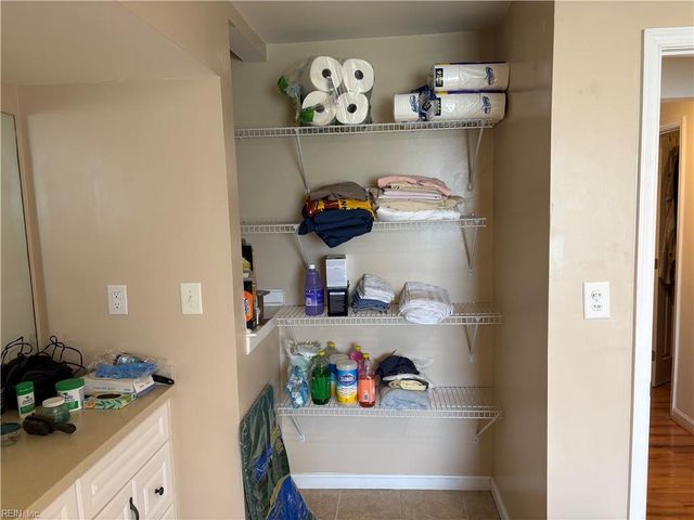 2500 Rock Creek DR, Chesapeake, VA 23325