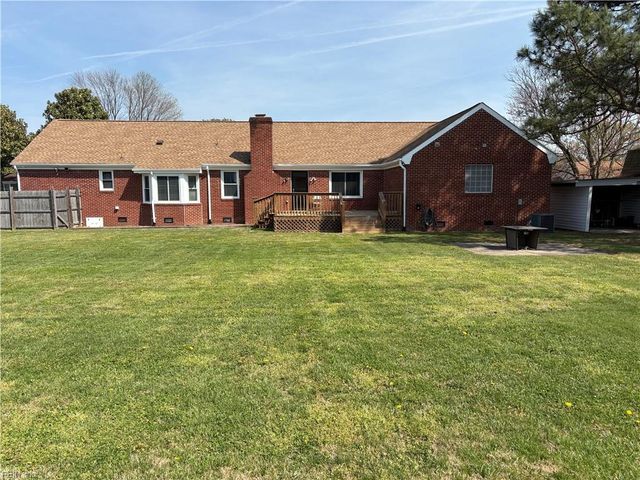 2500 Rock Creek DR, Chesapeake, VA 23325