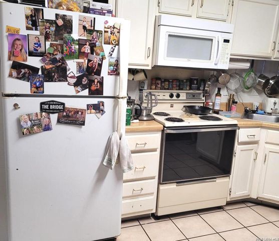 7911 Santa Catalina, San Antonio, TX 78250