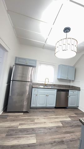 115 Ashley Avenue B, Charleston, SC 29401