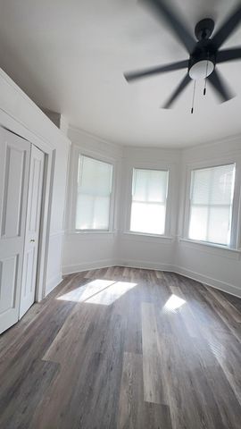 115 Ashley Avenue B, Charleston, SC 29401