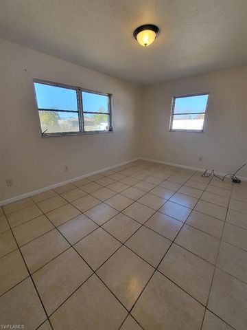 122 Texas RD, Lehigh Acres, FL 33936