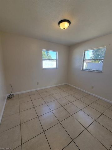 122 Texas RD, Lehigh Acres, FL 33936