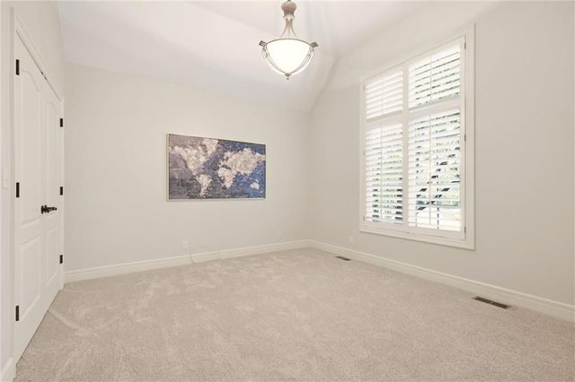 5272 W 150th Terrace, Leawood, KS 66224