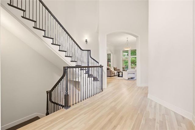 5272 W 150th Terrace, Leawood, KS 66224