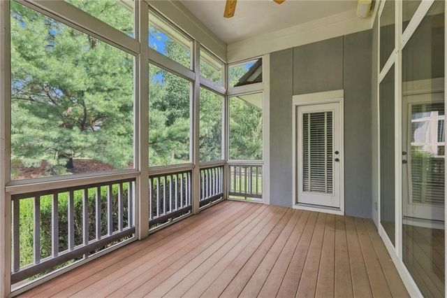 5272 W 150th Terrace, Leawood, KS 66224