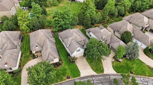 5272 W 150th Terrace, Leawood, KS 66224