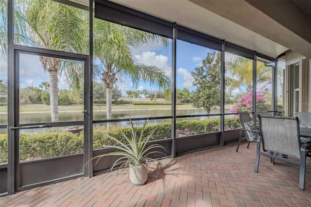 4916 GRAND BANKS DRIVE, Wimauma, FL 33598