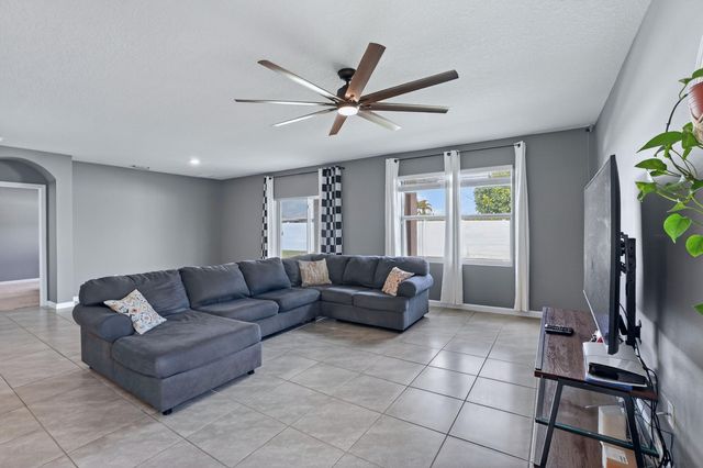 557 SW Columbus Drive, Port St. Lucie, Port St Lucie, FL 34953
