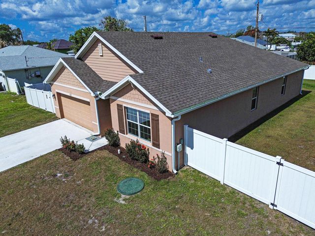 557 SW Columbus Drive, Port St. Lucie, Port St Lucie, FL 34953