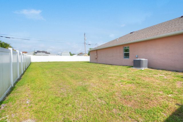557 SW Columbus Drive, Port St. Lucie, Port St Lucie, FL 34953