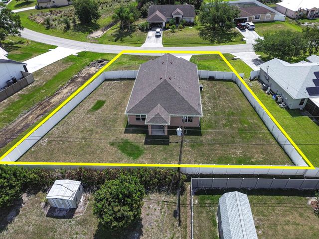557 SW Columbus Drive, Port St. Lucie, Port St Lucie, FL 34953