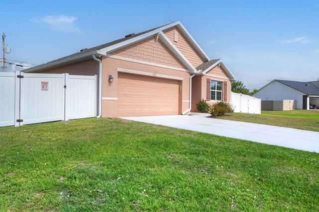 557 SW Columbus Drive, Port St. Lucie, Port St Lucie, FL 34953