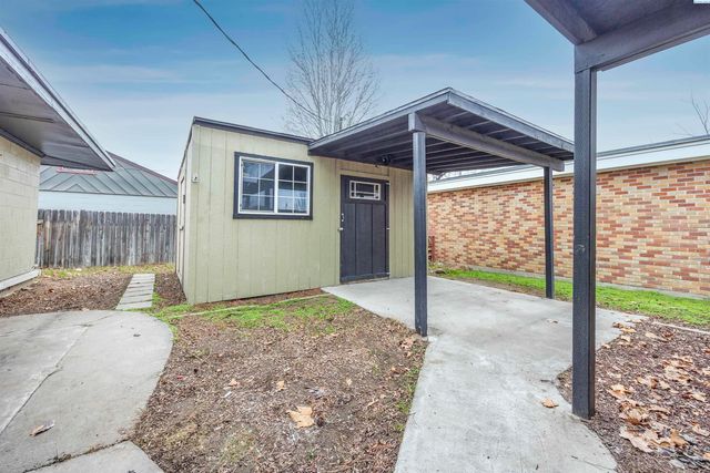 2722 W 7th Ave, Kennewick, WA 99336